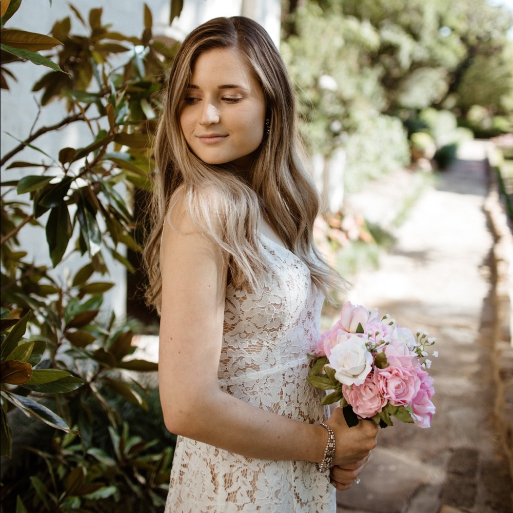 Meet your Posher, Caitlyn